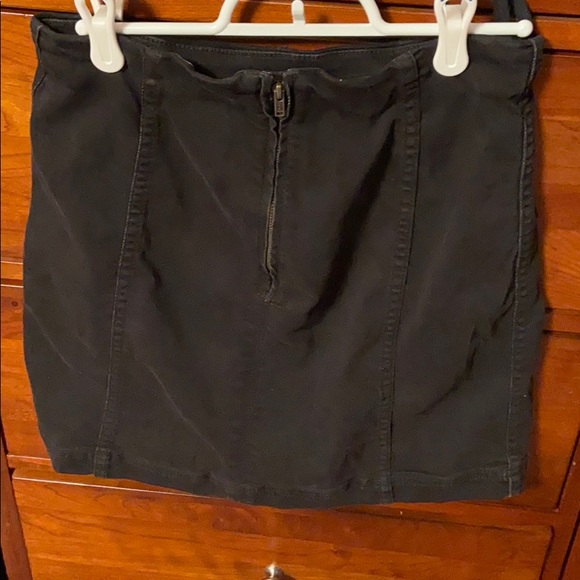 Free people black mini skirt - Picture 2 of 4